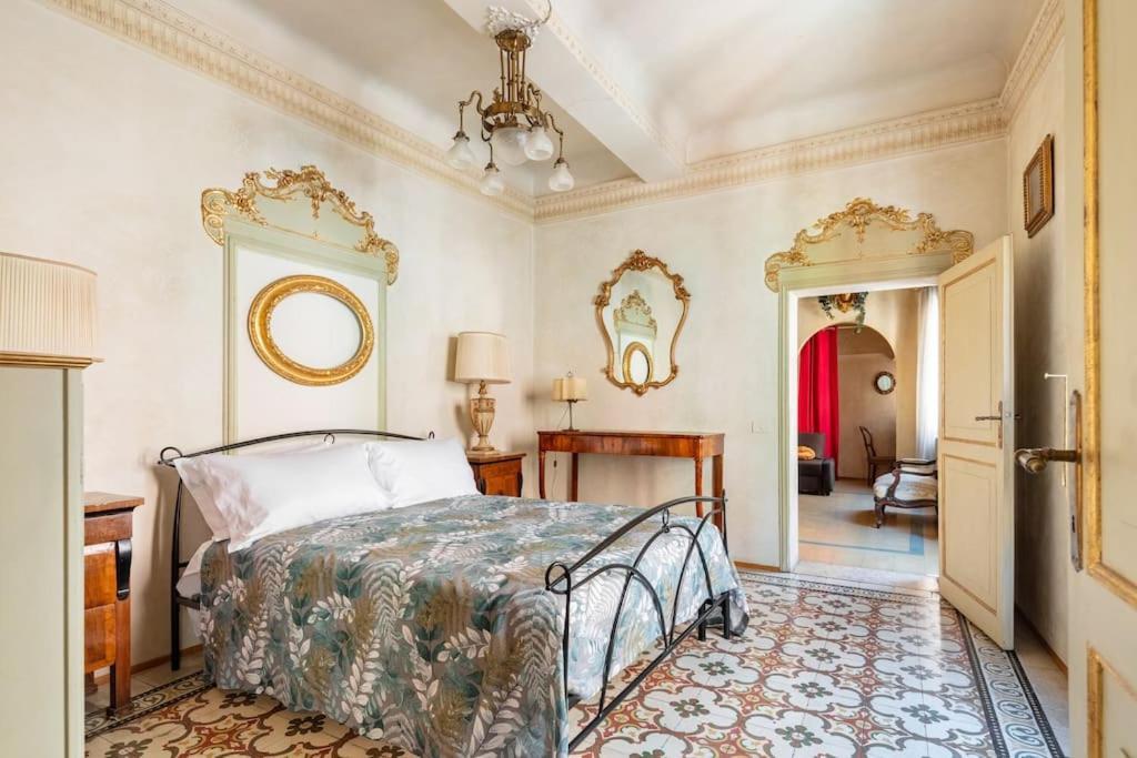 Central Elegant Apartment - Liberty House Bologna Luaran gambar