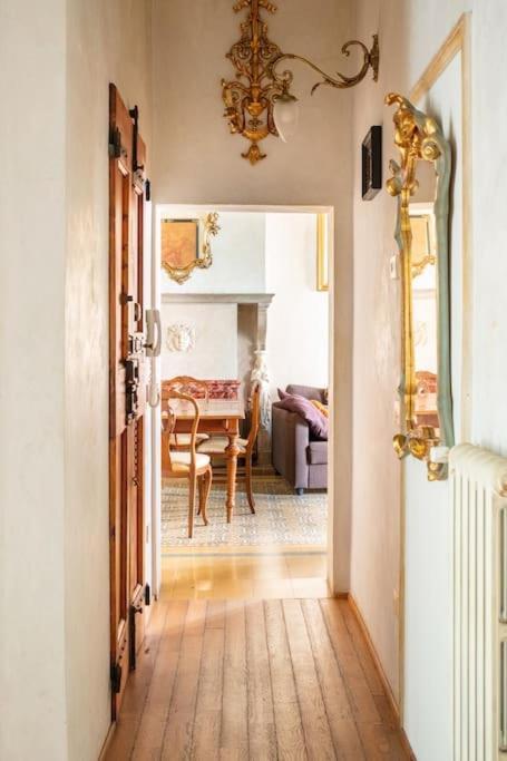 Central Elegant Apartment - Liberty House Bologna Luaran gambar